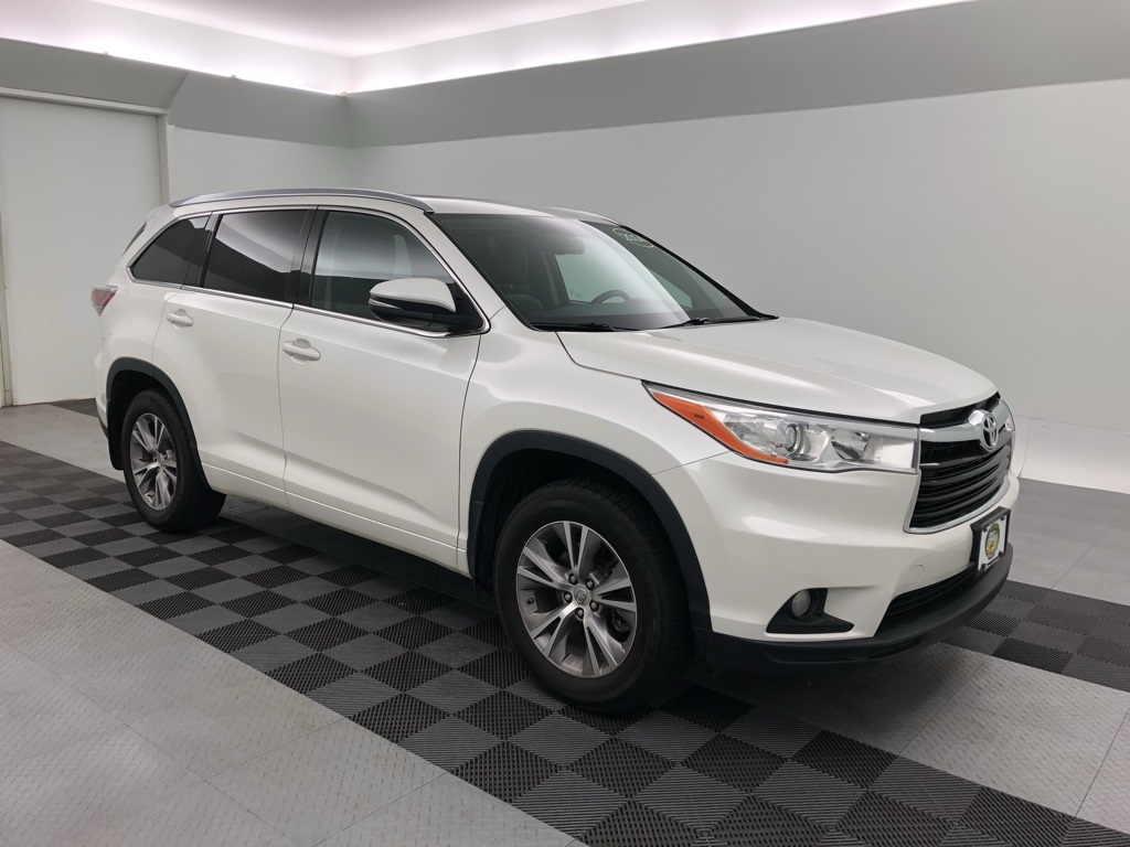 TOYOTA HIGHLANDER XLE